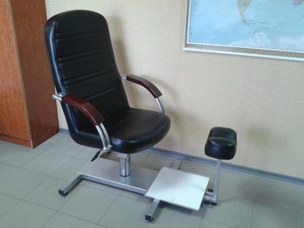 Характеристики: Кресло педикюрное на гидроподъемнике, собрано на сварной металли. . фото 5