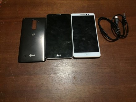 Лот из 2 телефонов: 1-LG G stylo( нету батарейки и задней крышки ,состояние идеа. . фото 4