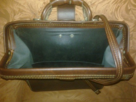 Продам новую качественную сумку темно коричневого цвета с хорошей ручкой, в сере. . фото 4