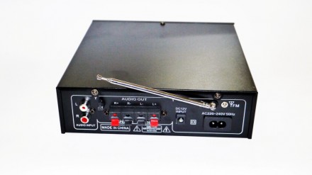 Усилитель звука UKC SN-003BT FM USB Bluetooth + Караоке 
Усилитель UKC SN-003BT. . фото 3