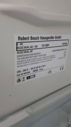 Предлагаем холодильник известной и надежной фирмы Bosch
Привезен из Германии!
. . фото 6