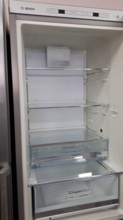 Предлагаем холодильник известной и надежной фирмы Bosch
Привезен из Германии!
. . фото 4