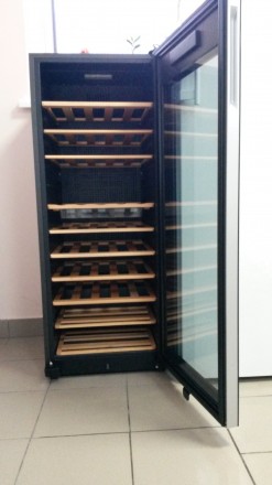 Предлагаем вам холодильник для вина привезен из Германии Фирмы известной и надеж. . фото 4