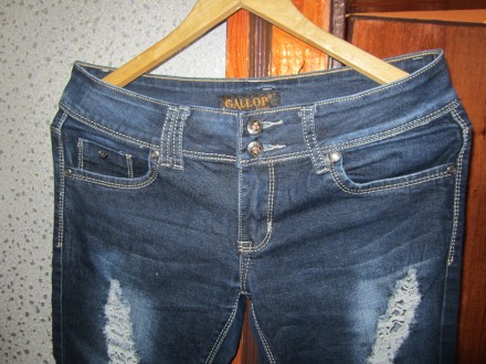 Крутые,фирменные рваные джинсы.Б/у 2 раза(носить не могу-спадают,поэтому просто . . фото 3