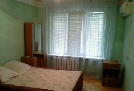 Однокомнатная квартира ул. Ильинская (возле 3й поликлиники)
Квартира уютная, те. Центр. фото 2