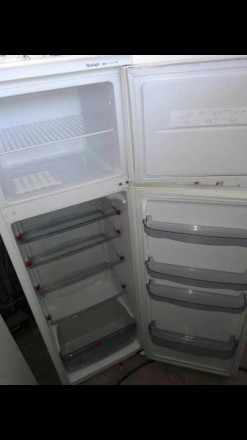 Холодильник Snaige FR 275 б/у в хорошем состоянии.Камера вполне вместительна и е. . фото 3