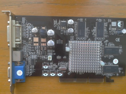 ATI Radeon 9550 AGP8X 128MB TV-OUT DVI.
Производитель	PALIT
Графический процес. . фото 3