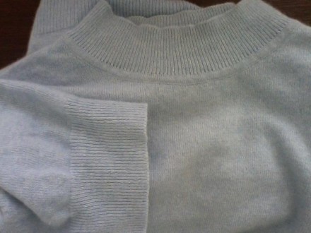 Нежнейший теплый кашемир с шерстью, свитер-гольф Sixth Sense.
Замеры: ПОГ - 55 . . фото 6