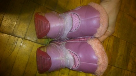 Зимние кожаные сапоги на девочку торговой марки Шалунишка. Сапоги качественные. . . фото 4