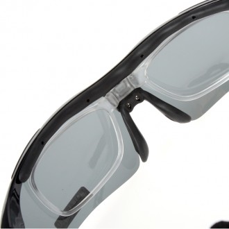 Спортивные очки Rockbros, одна из линз полязированная. Весь комплект упакован в . . фото 3