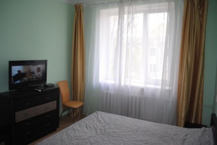 2-комнатная квартира, Коновальца, 27а. Капитальный ремонт, полностью меблирована. . фото 2