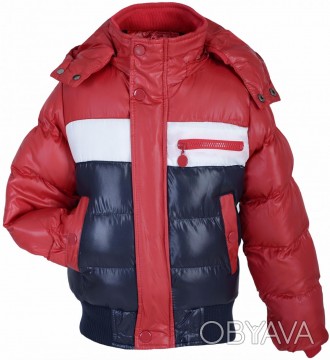 Теплая зимняя куртка для мальчика с отстёгивающимся капюшоном на холлофайбере. В. . фото 1