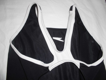 Купальник спортивный для бассейна черный и красный  для девочки- спортсменки , д. . фото 5