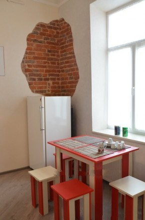 Квартира з кухнею-студіо, сучасний, нещодавно зроблений євроремонт, нові меблі, . Зализнычный. фото 12