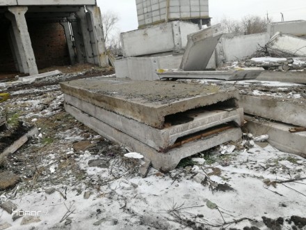 Продам железно бетонный материал плиты, ПКЖ и т.д. 
Ригель железо бетон 12 метр. . фото 2