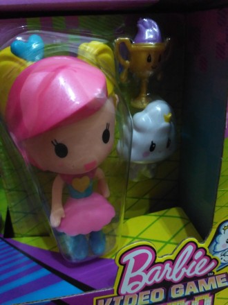 Игровой набор Barbie
Набор состоит из автомобиля, юной куклы Барби, 2D облачног. . фото 5