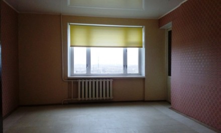 Продажа 2х комнатной в хорошем доме на Карачунах в центре микрорайона 6/9 эт Ряд. Центрально-Городской. фото 3