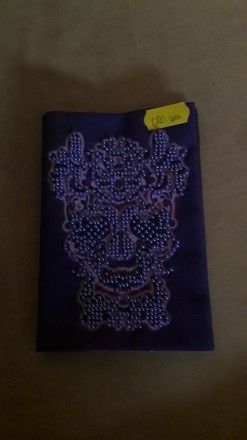 Обложка для паспорта с вышивкой чешским бисером. Стильно и и красиво. Отличный п. . фото 11