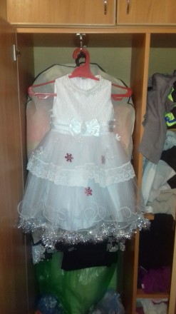 Продам нарядное платье )Готовое под образ снежинки(снежинки  с платья можна снят. . фото 5