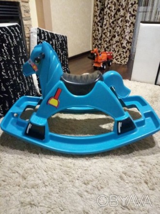 Продам детскую лошадку-качалку, из прочного пластика, выдерживает вес до 85 кг. . . фото 1