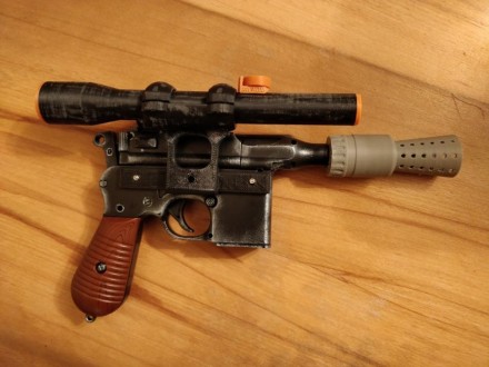 Пистолет Dl-44 Хана Соло. Был собран для корпоратива. Из донора и 3D принтера. П. . фото 3