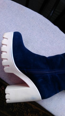 Продам стильные женские сапоги из натурального замша насыщенного синего цвета из. . фото 6