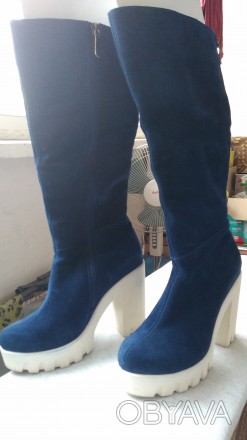 Продам стильные женские сапоги из натурального замша насыщенного синего цвета из. . фото 1