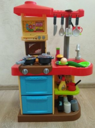 Детская кухня, 75 см высотой с водой

Игровой набор Кухня с большой мойкой пом. . фото 6