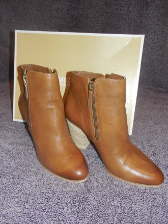 Продам новые кожаные демисезонные женские ботинки Michael Kors Denver Bootie. Ор. . фото 3