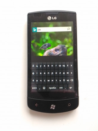 LG Optimus 7 E900  

Экран 3.8" (800x480, сенсорный) / моноблок / камера 5 Мп . . фото 11