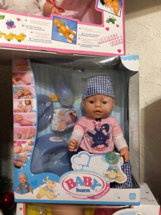 Интерактивная кукла Baby Born может есть, пить, ходить в туалет, плакать, а так . . фото 5