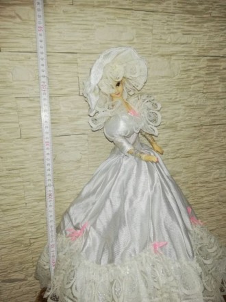 Хорошее качество, кукла невеста на подставке с мелодией.. . фото 4