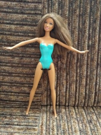 Продам куклу Барби. Фирма Mattel. Оригинал. В идеале. Тело пластик, голова резин. . фото 4