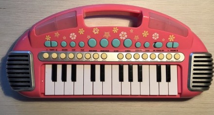Этот музыкальный синтезатор-клавиатура ELC, не оставит равнодушным ни одного реб. . фото 4