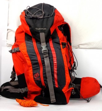 Рюкзак походный Quechua Forclaz 40 Air 2013 Backpack (Red) (036)

Состояние б/. . фото 5