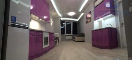 Двухкомнатная Комфортная квартира в ЖК Южная Пальмира на Генуэзской 24 этаж 25 э. Приморский. фото 2