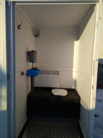 Биотуалет (кабина утепленная) является улучшенной версией дачной кабины.

В ст. . фото 3