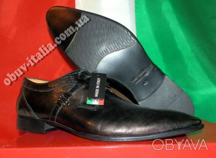 Брендовая обувь из Италии оригинал
 
Мужские кожаные туфли известной итальянск. . фото 1