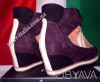 Брендовая обувь оригинал из Италии
 
Сникеры женские замшевые знаменитой фирмы. . фото 10