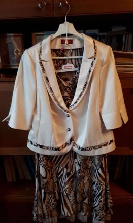 Продам женское платье-костюм
Костюм, размер 50, производитель Польша. Костюм-тр. . фото 2