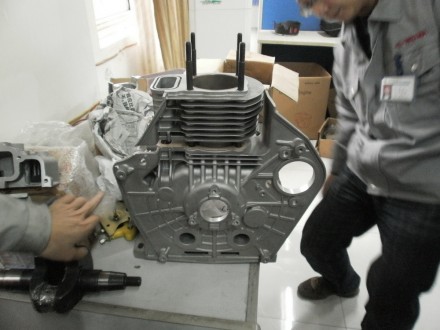 
Двигатель дизельный Weima WM186FB (вал под шпонку, съемный цилиндр, 9,5 л.с.)
Д. . фото 7