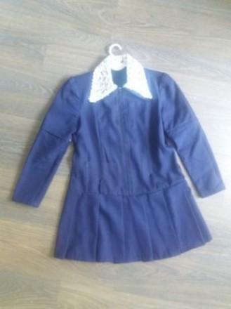 Продам. Шкільна форма (плаття) синього кольору.  Дуже зручно пошито.  Подовжена . . фото 2