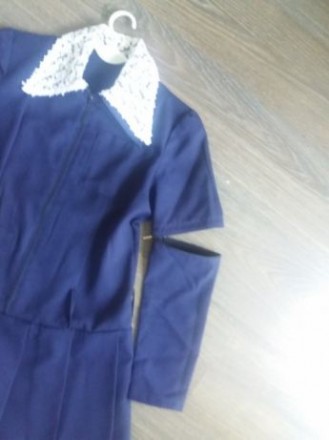 Продам. Шкільна форма (плаття) синього кольору.  Дуже зручно пошито.  Подовжена . . фото 4