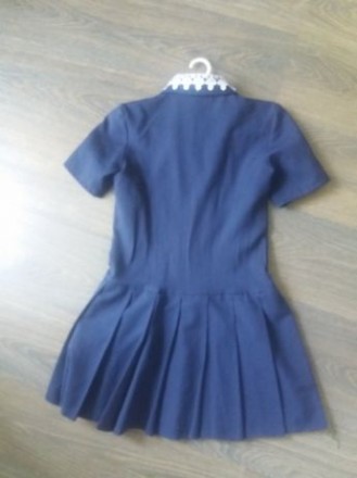 Продам. Шкільна форма(плаття)  синього кольору. З коротким рукавом. На гудзиках.. . фото 4