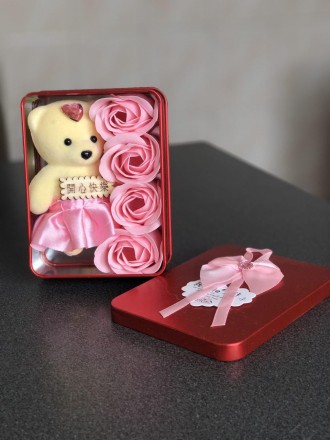 Мишка с розами из мыла
Станет отличным подарком твоей второй половинке :)
В ко. . фото 2