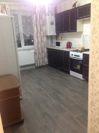 Продается 1-комнатная квартира с автономным отопление и ремонтом 
 
Дом сдан в 2. Ковпаковский. фото 2