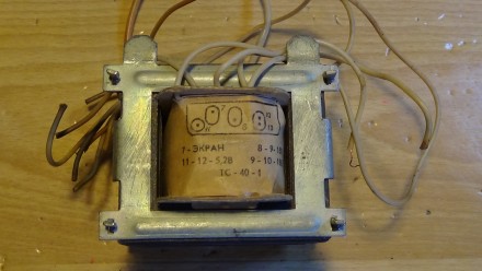 Трансформатор ТС-40-1
Сердечник набран из пластин УШ19х51.
Подключение к сети:. . фото 3