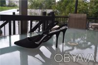 New Schutz Black Suede Pointed Toe Asymmetric Heels Shoes Size 39 Eur
RETAIL PR. . фото 10