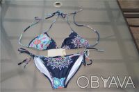 Emilio Pucci Printed Triangle Top String Bikini 2pc Swimsuit Sz 44

RETAIL$180. . фото 3