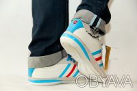Кроссовки "adidas porsche" , белые с синими и красными полосками, Цена 320 грн.
. . фото 3